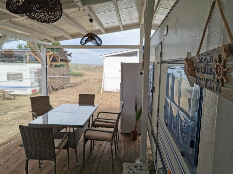 Sea Caravan On The Beach Kiten  Esterno foto