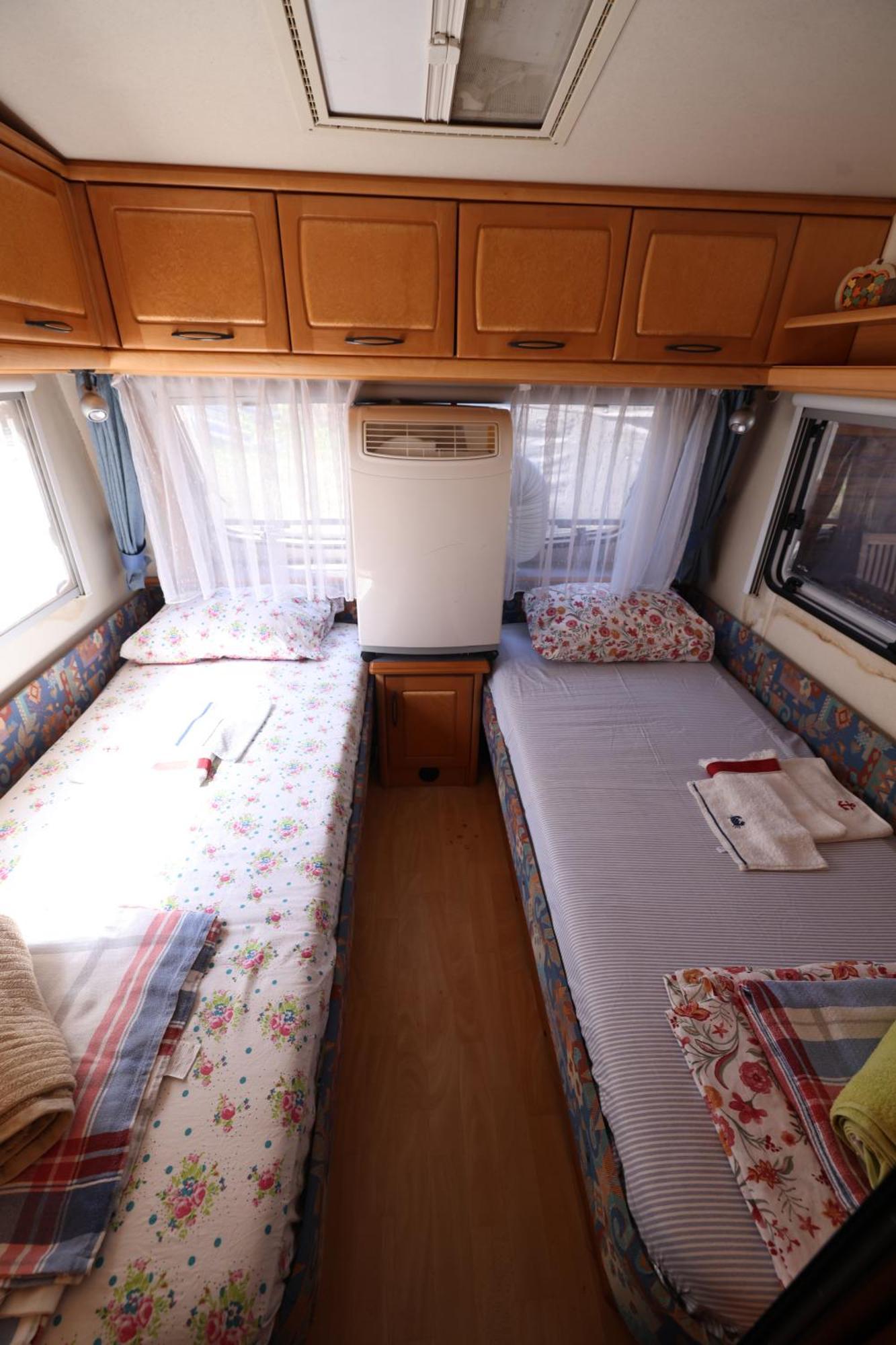 Sea Caravan On The Beach Kiten  Esterno foto